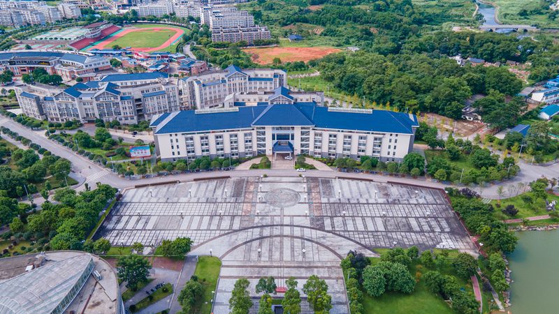 电子产品设计：如何进行价格对比分析**