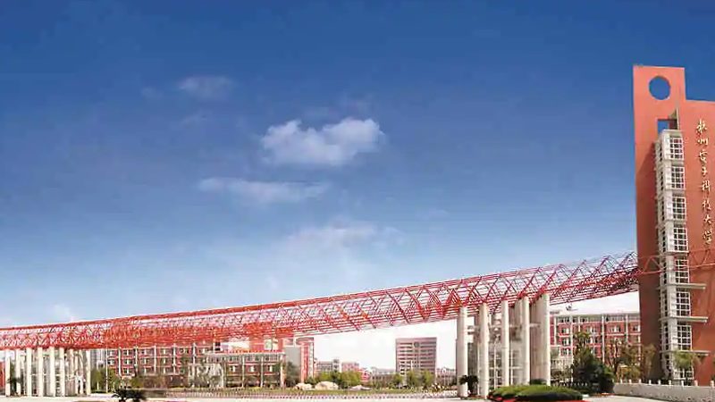 成都电子配件批发市场一平方价格解析